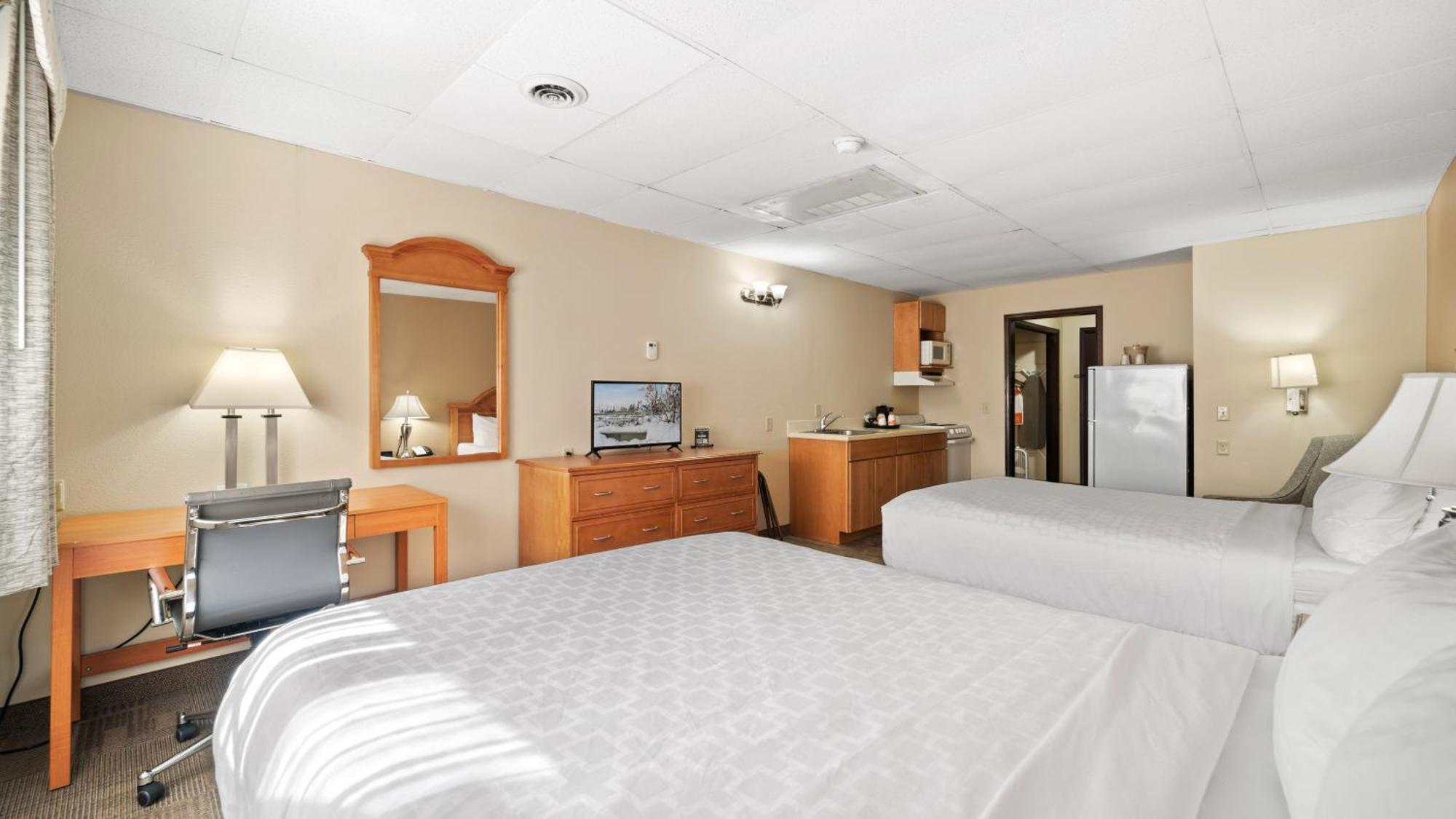 Clarion Hotel & Suites Fairbanks Near Ft Wainwright מראה חיצוני תמונה